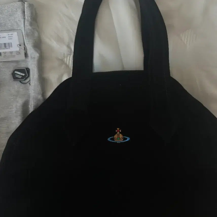 [SOLD OUT] 비비안웨스트우드 야스민 벨벳 라지