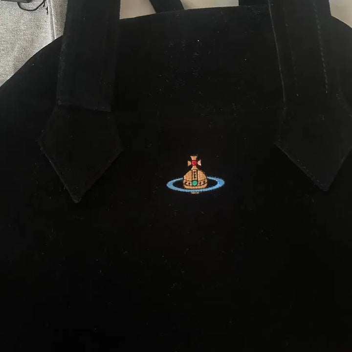 [SOLD OUT] 비비안웨스트우드 야스민 벨벳 라지