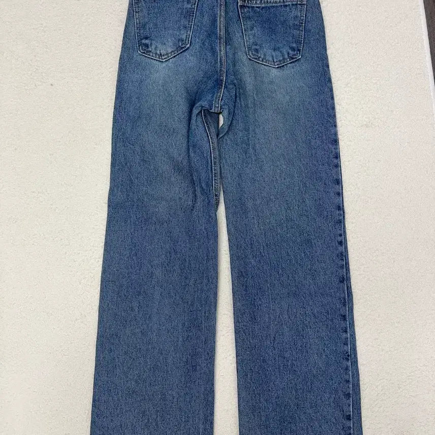 [BUNJANG] Mid-Blue Straight Leg Denim Pants - Size S / 중청 일자바지 S