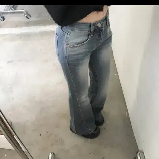 [BUNJANG] Rebel Studded Bootcut Jeans / (새상품)rebel bootscut denim 스터드 부츠컷 청바지