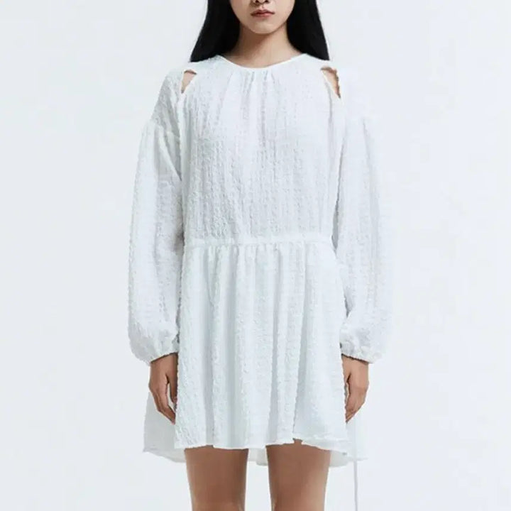 [BUNJANG] Hocus Pocus Crochet Cutout Balloon Dress / 호쿠스포쿠스 크로셰 컷아웃 벌룬 드레스
