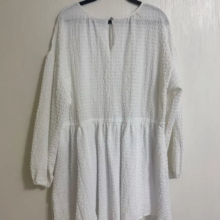 [BUNJANG] Hocus Pocus Crochet Cutout Balloon Dress / 호쿠스포쿠스 크로셰 컷아웃 벌룬 드레스