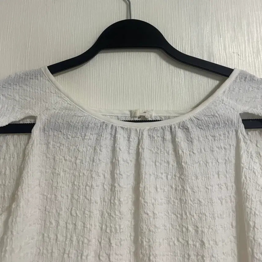 [BUNJANG] Hocus Pocus Crochet Cutout Balloon Dress / 호쿠스포쿠스 크로셰 컷아웃 벌룬 드레스