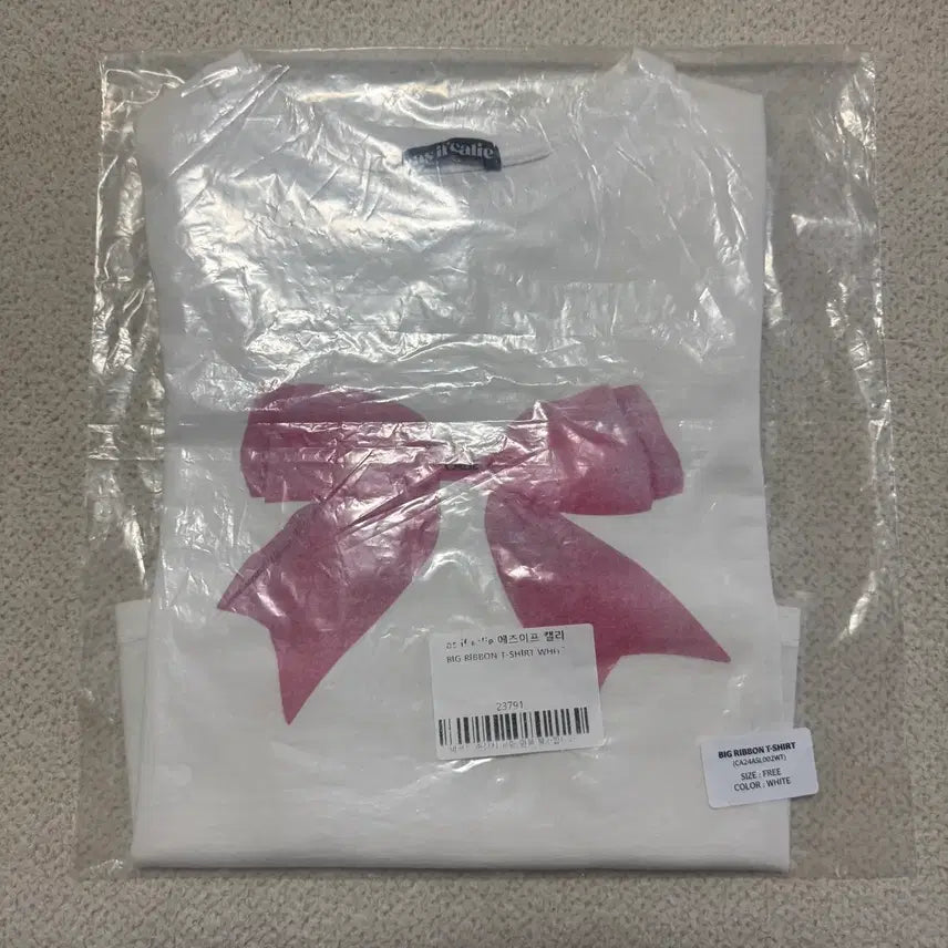 [SOLD OUT] 에즈이프캘리 화이트 리본 반팔 티셔츠