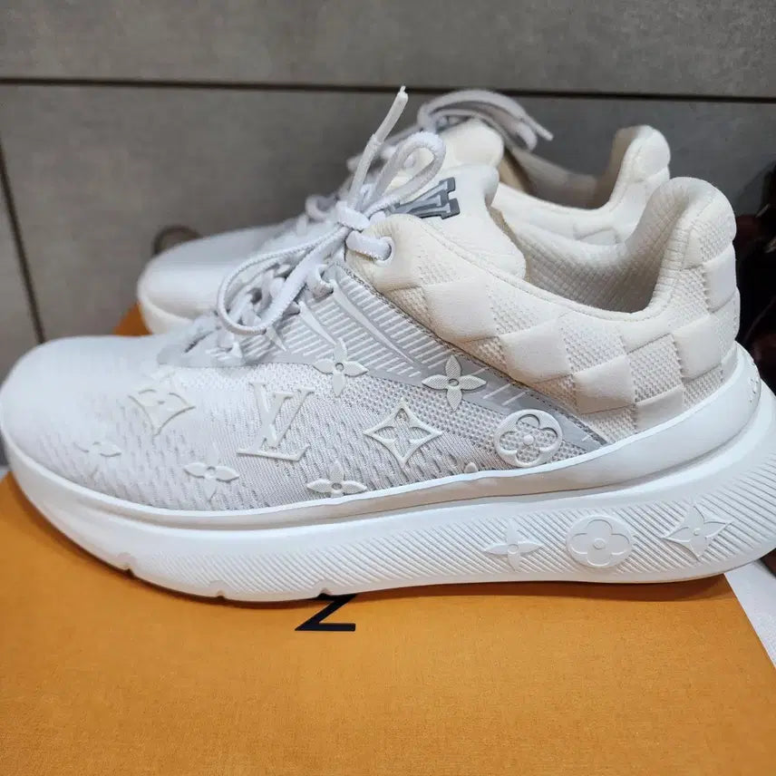 [BUNJANG] Louis Vuitton Show Up Sneakers / 루이비통 쇼 업 스니커즈 6.5