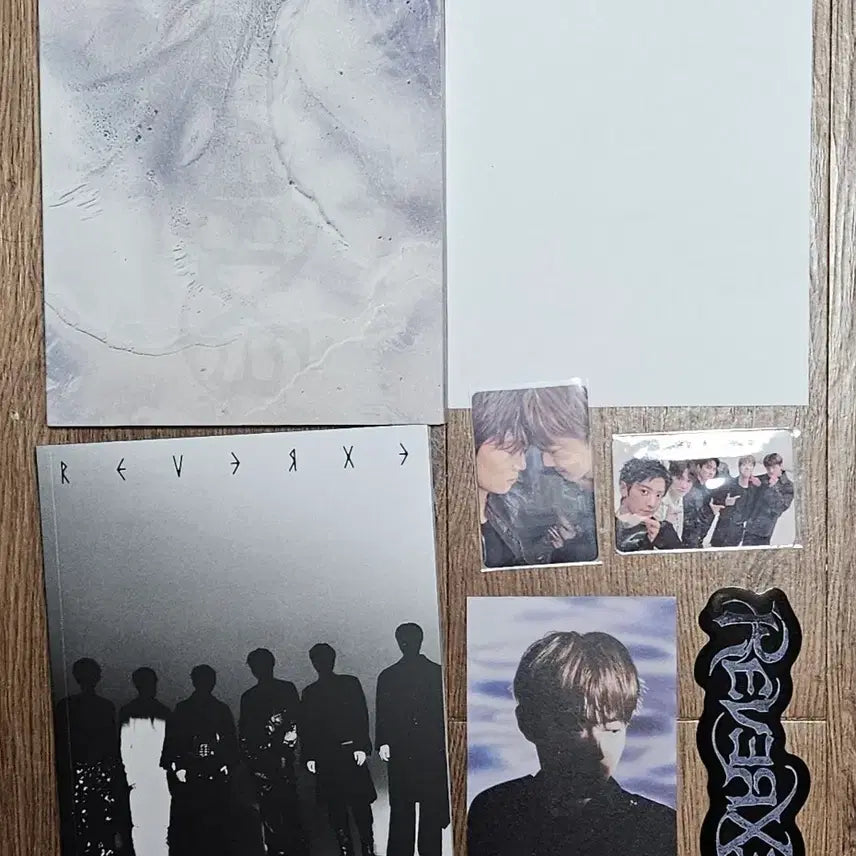 [BUNJANG] EXO Reverse Photobook Cube Version / [반택포] 엑소 리버스 포토북 큐브 버전(개인 포카X)