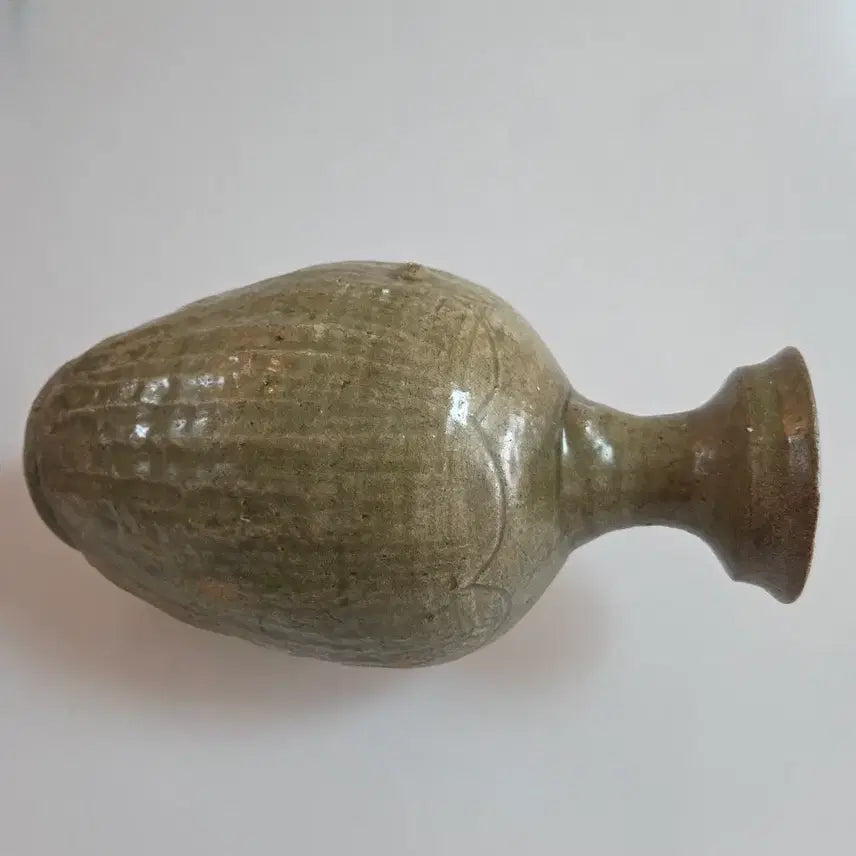 [BUNJANG] Goryeo Dynasty Early Celadon Melon-Shaped Wide-Mouth Vase / 골동품 고려시대 전기 고려청자 참외골 광구병