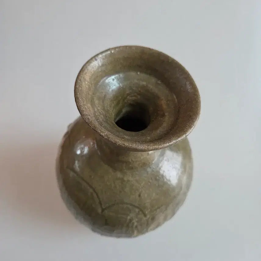 [BUNJANG] Goryeo Dynasty Early Celadon Melon-Shaped Wide-Mouth Vase / 골동품 고려시대 전기 고려청자 참외골 광구병