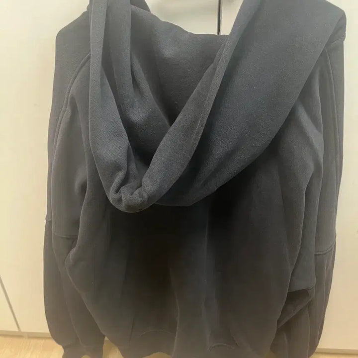 [BUNJANG] Giordano Black Hooded Zip-up M / 지오다노 블랙 후드집업 M