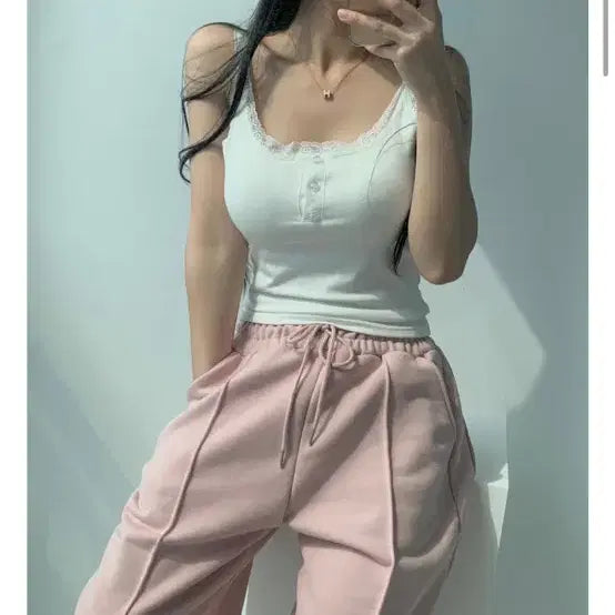 [BUNJANG] Zigzag ABLY Lace Cap Sleeveless Top White / 지그재그 에이블리 레이스 캡나시 화이트