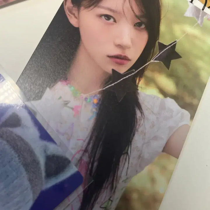 [BUNJANG] ILLIT Moka Photocard &amp; Postcard Bundle Set / 급처! 하자X) 아일릿 모카 포카, 엽서 일괄 양도