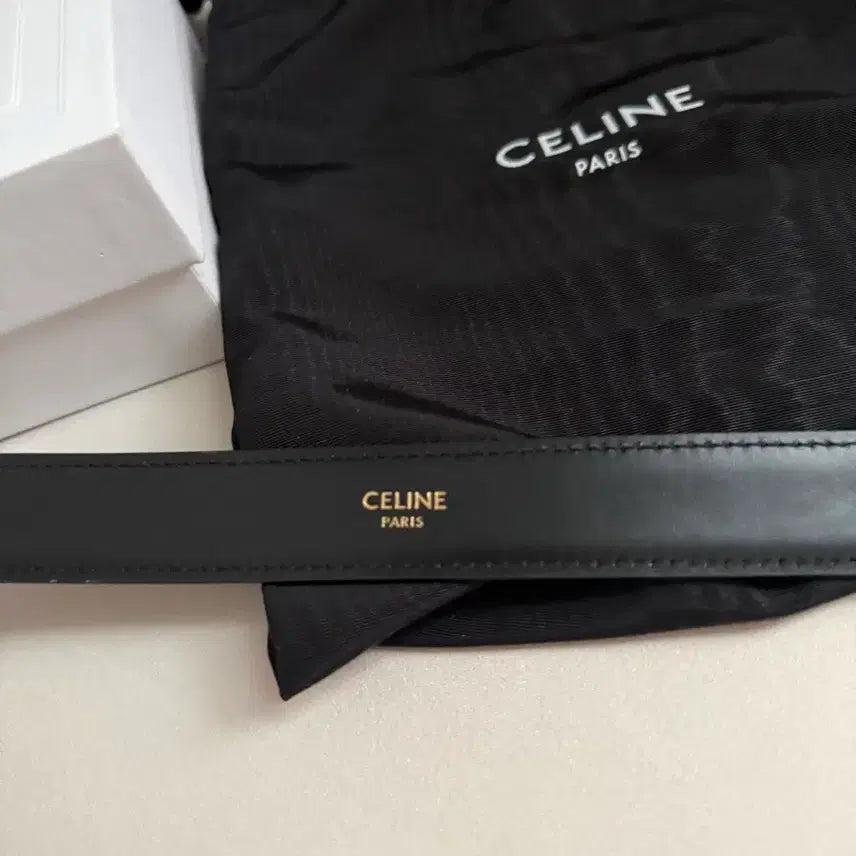 [BUNJANG] Celine Triomphe Black Belt Medium 75 / 셀린느 트리오페 블랙 벨트 금장 버클 미듐 미디엄 75