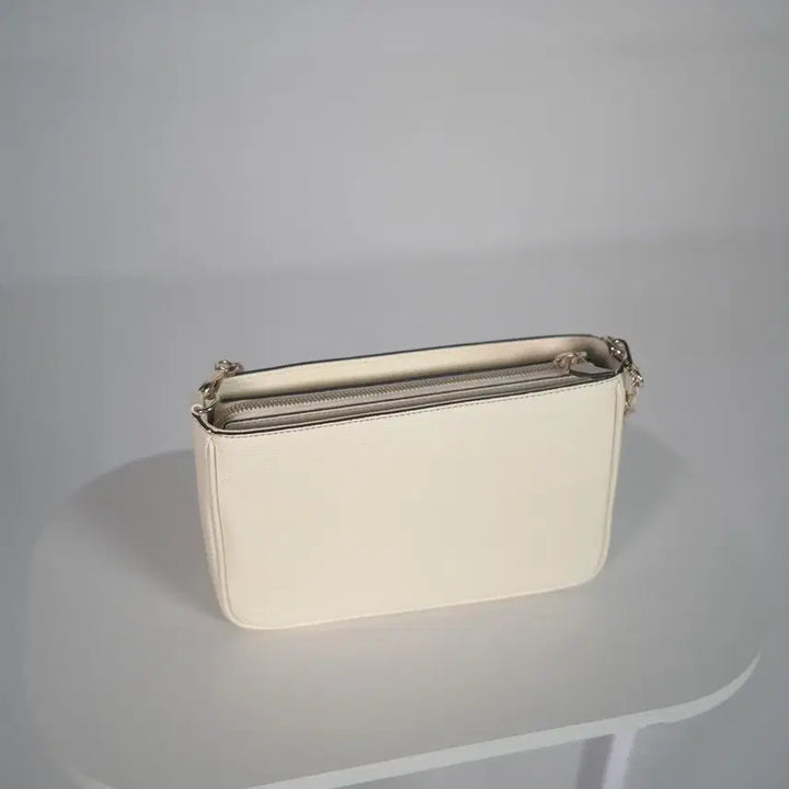 [BUNJANG] Louis Quatorze Chain Shoulder Bag Ivory / 루이까또즈 체인 숄더백 아이보리