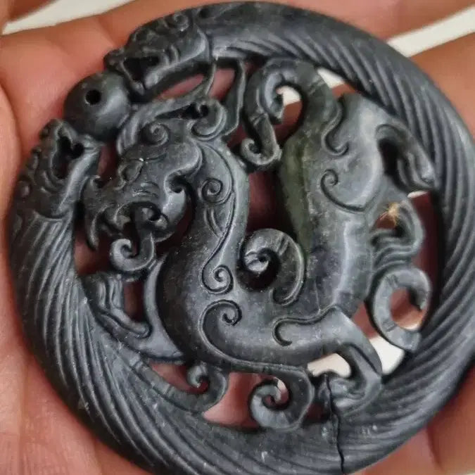 [BUNJANG] Black Dragon Jade Pendant with Unique Form / 흑룡옥패 특이한 기형입니다