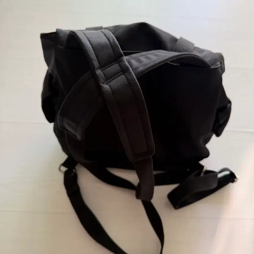 [BUNJANG] Niling 5:30 PM Backpack Black / 닐링 오후 다섯시 반 백팩 블랙