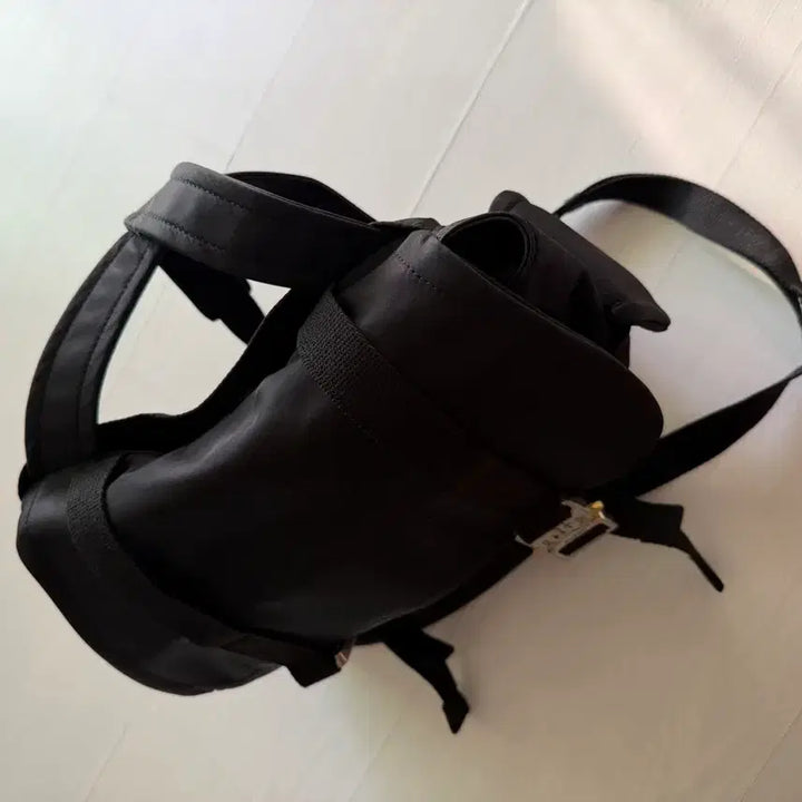 [BUNJANG] Niling 5:30 PM Backpack Black / 닐링 오후 다섯시 반 백팩 블랙