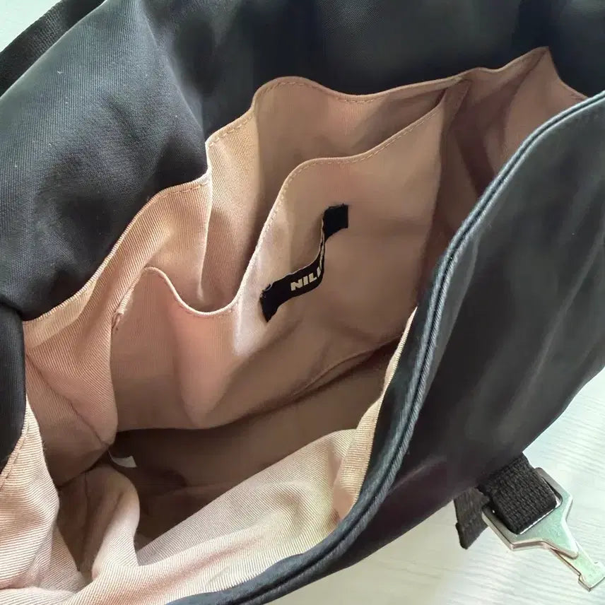 [BUNJANG] Niling 5:30 PM Backpack Black / 닐링 오후 다섯시 반 백팩 블랙