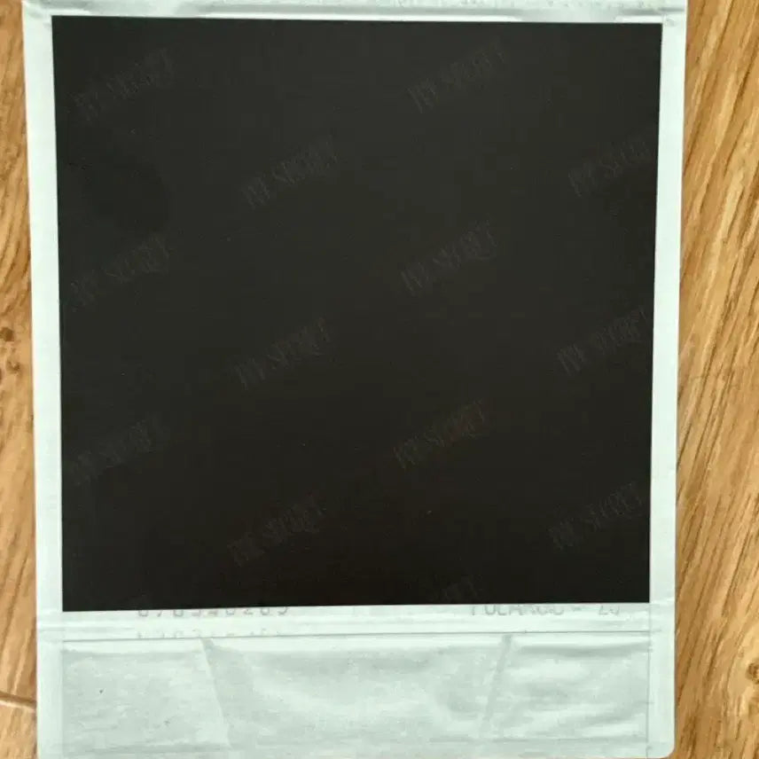 [BUNJANG] IVE Leeseo Secret Polaroid / 아이브 secret 이서 폴라로이