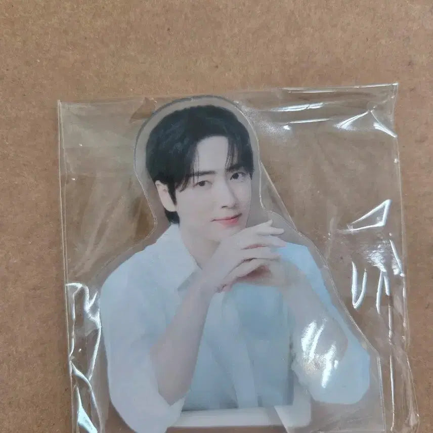 [SOLD OUT] 프롬바이오 이준혁 아크릴 스탠드 5천원에 판매합니다