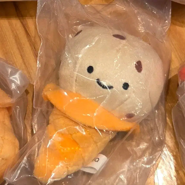 [BUNJANG] Nikkori Ice Cream Mascot Gachapon / 닛코리노 아이스크림 인형 가챠