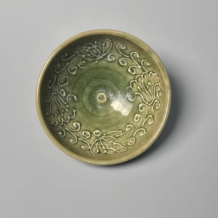 [BUNJANG] Song Gil-ju Green Glaze Incised Flower Pattern Tea Bowl / 송 길주요 녹유 양각 화문 다완