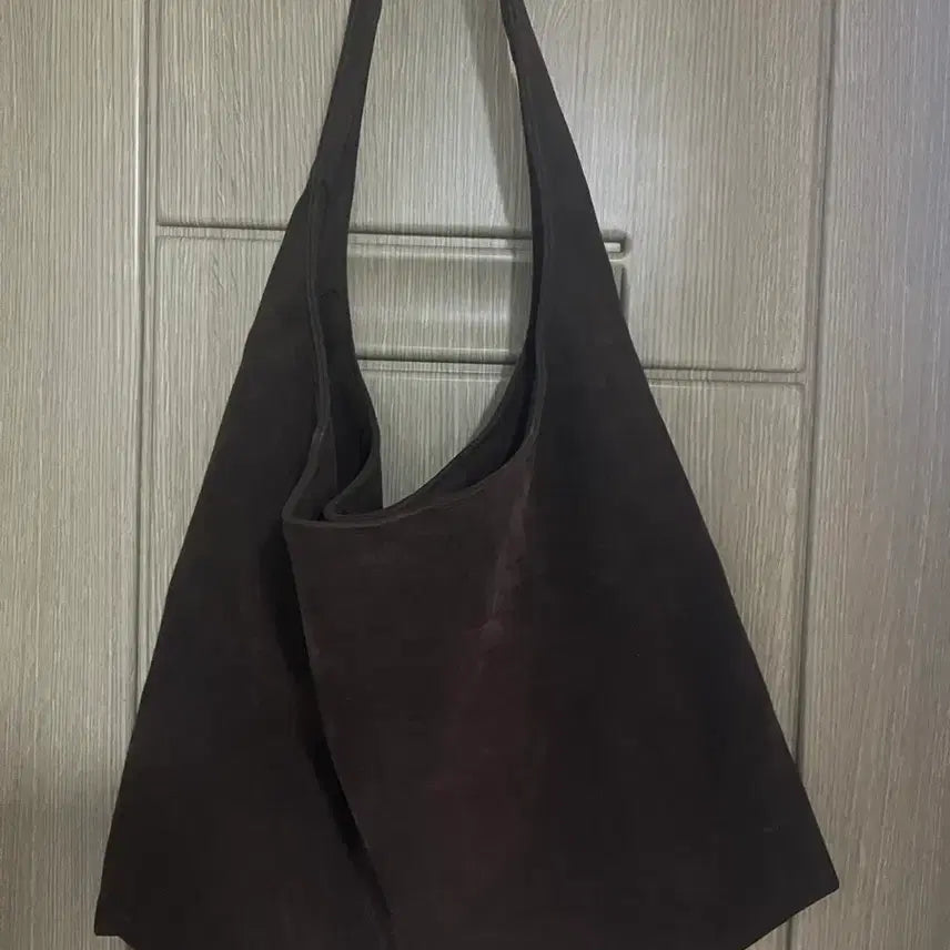 [BUNJANG] Vasil Brown Suede Shoulder Bag / Vasil 바질 브라운 숄더백