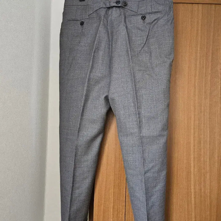 [BUNJANG] Thom Browne Classic Mid-Gray Suit Set / 톰브라운 클래식 미드그레이 수트 정장