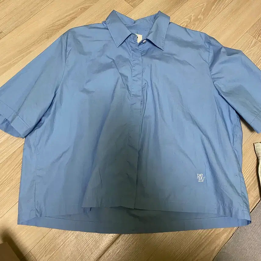 [SOLD OUT] 하늘색반팔 셔츠