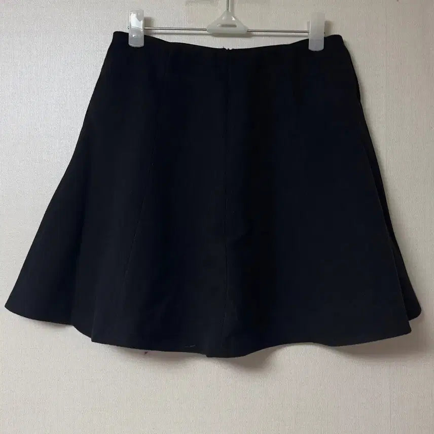 [BUNJANG] Wool Flare Skirt - Black (S Size) / 모직 플레어스커트 블랙(새제품)(반택포)