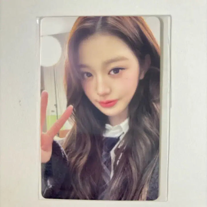 [BUNJANG] IVE Wonyoung Black Hole POB Photocard / 아이브 장원영 블랙홀 공방 포카 양도