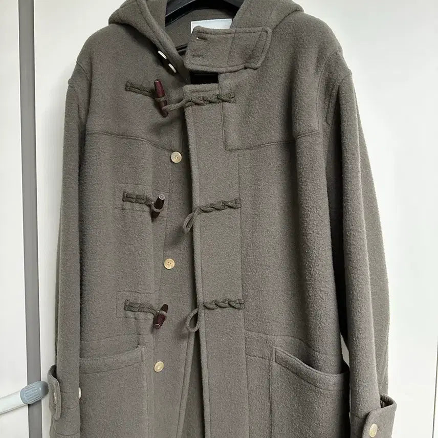 [BUNJANG] Brownyard 24FW Duffle Coat (Olive Gray) Size 5 / 브라운야드 24fw 더플 코트 (올리브그레이) 5사이즈
