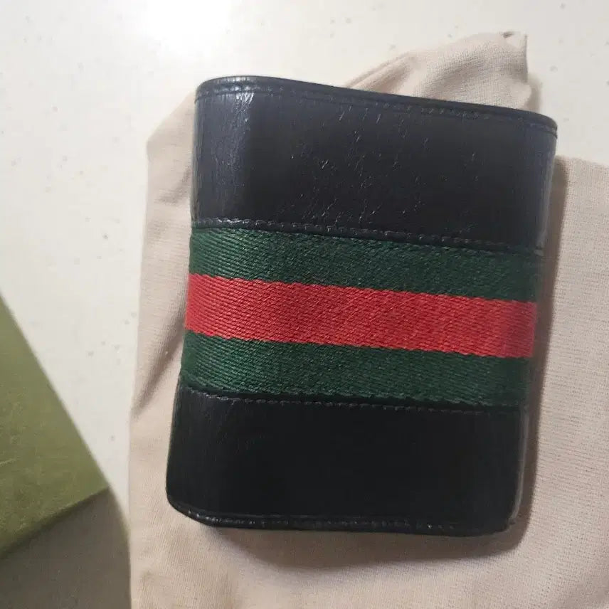 [BUNJANG] Gucci Black Leather Rajah Bifold Wallet / 구찌 블랙 레더 타이거 반지갑 라자 반지갑