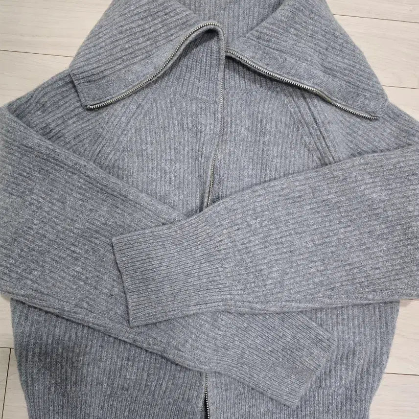 [BUNJANG] mimiwor Fine Wool Zip-up Furry Gray / 미미워 mimiwor 파인울 집업 퍼기 그레이
