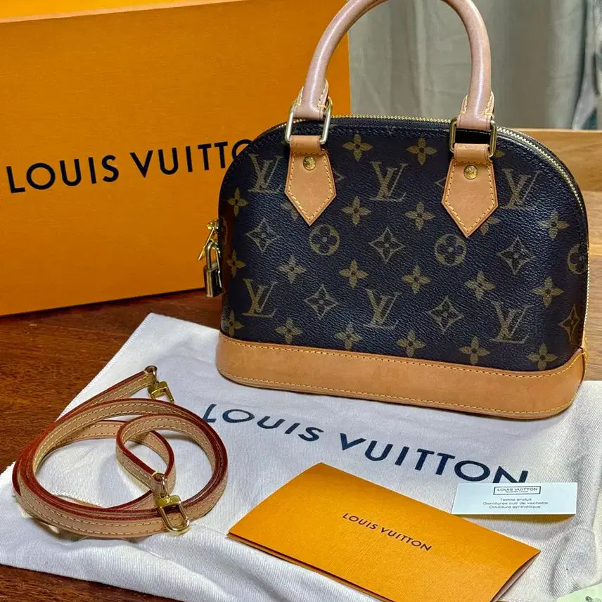 [BUNJANG] Louis Vuitton Alma BB Monogram Handbag / [정품/초특가] 루이비통 알마 BB 모노그램