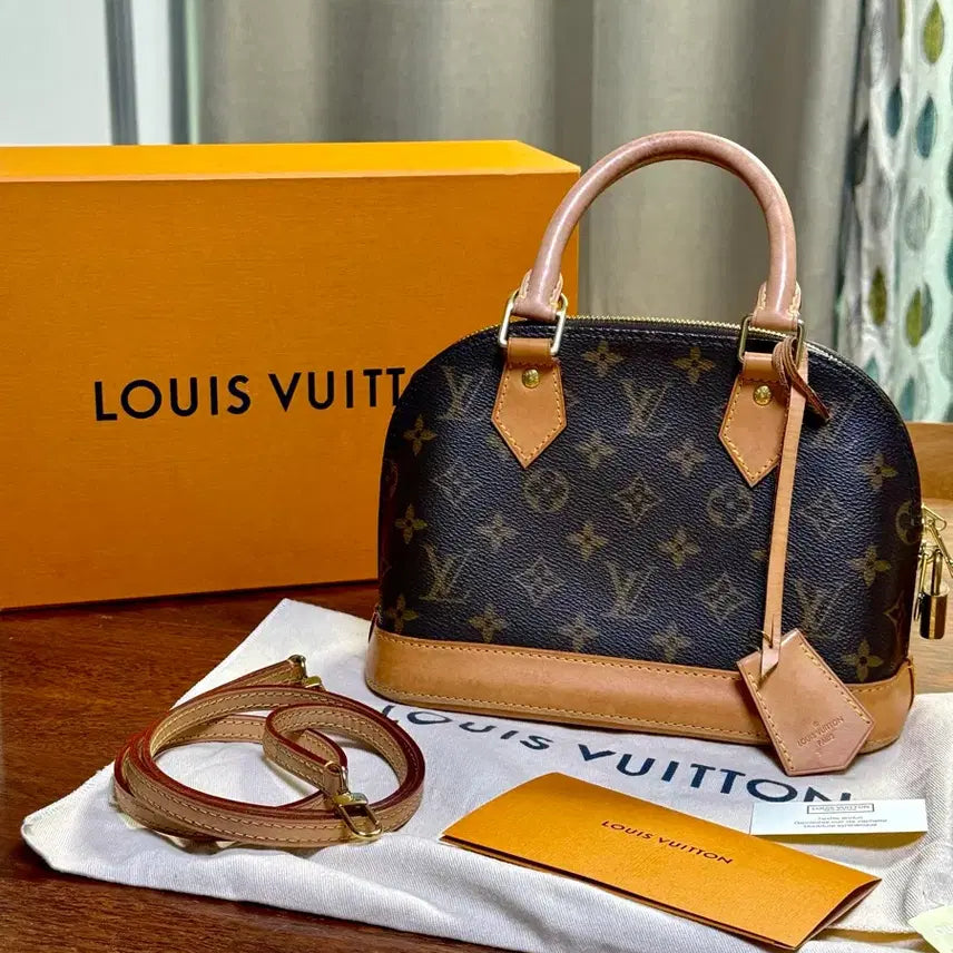 [BUNJANG] Louis Vuitton Alma BB Monogram Handbag / [정품/초특가] 루이비통 알마 BB 모노그램
