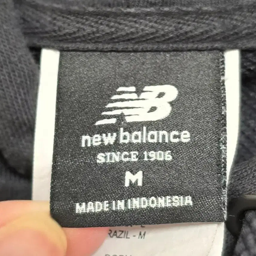 [BUNJANG] New Balance Hooded Sweatshirt M 95 / 뉴발란스 후드티 M 95