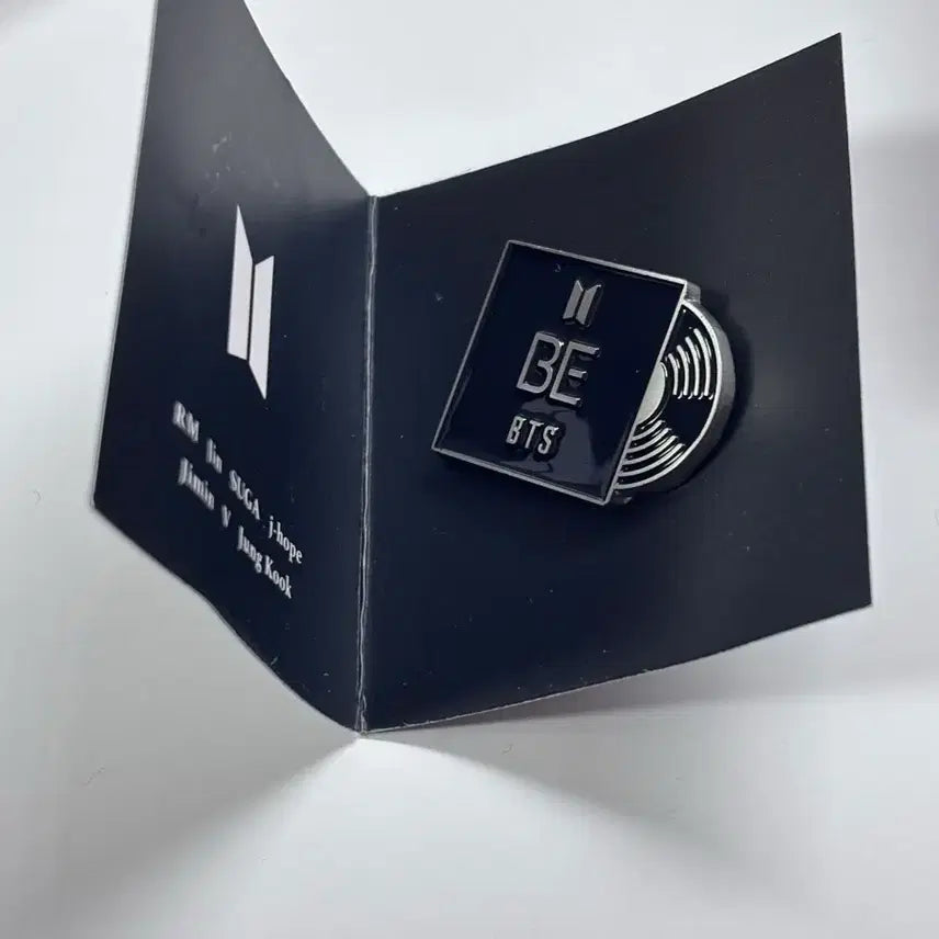 [SOLD OUT] 방탄소년단 BE 앨범 뱃지 판매