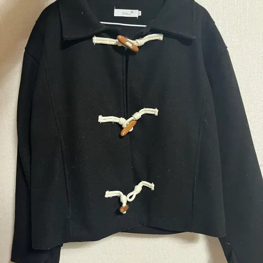 [SOLD OUT] DieLv 블랙 떡볶이 코트 교신가능