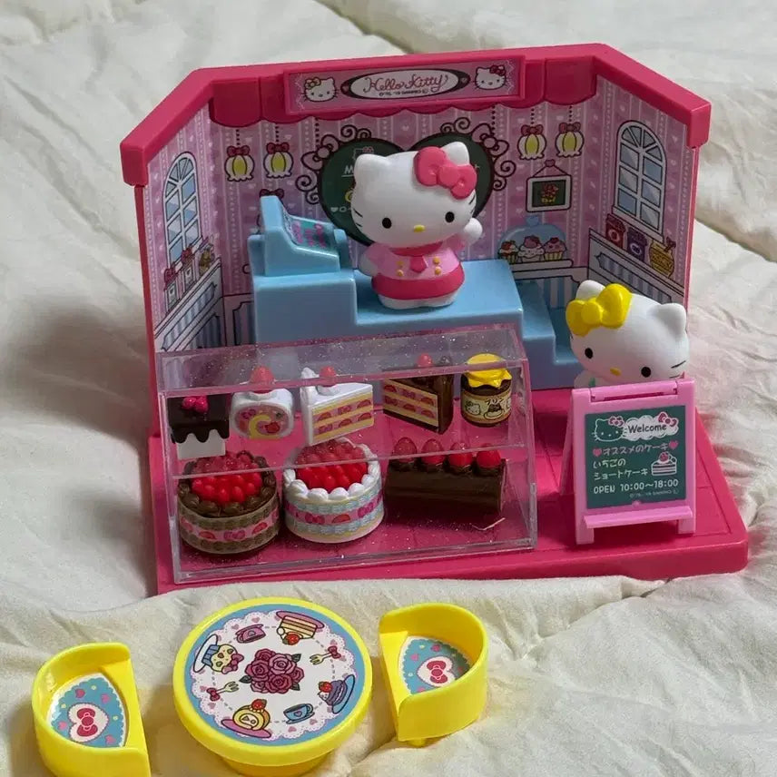[BUNJANG] Hello Kitty Classic Bakery Role-Playing Toy / [급처] 헬로키티 고전키티 소꿉놀이 역할놀이 장난감 처분