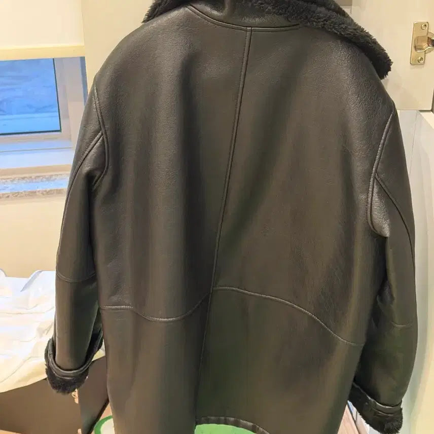 [BUNJANG] Enough Black Faux Leather Jacket / 이너프 블랙 무스탕