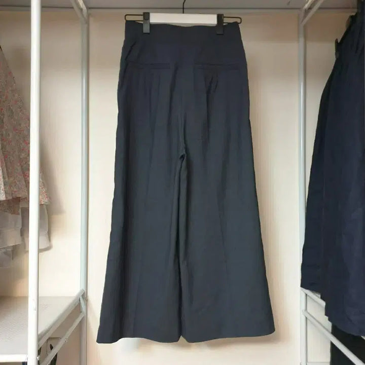 [BUNJANG] LANVIN COLLECTION Linen Blend Two-Tuck Wide Pants / 한섬 LANVIN COLLECTION 랑방컬렉션 린넨혼방 투턱 와이드팬츠