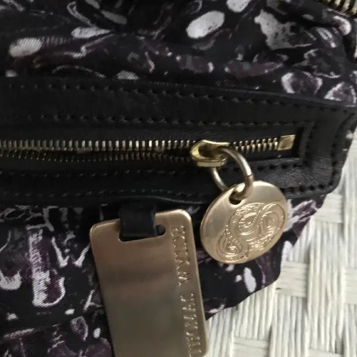 [BUNJANG] Thomas Wylde Skull Studded Chain Clutch Bag / Thomas Wylde 스컬 스터드 체인