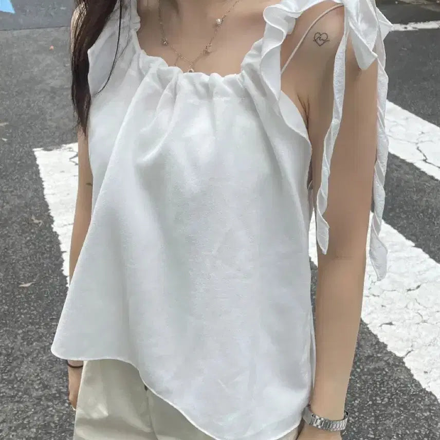 [BUNJANG] Dear By Me Summer Shirring Sleeveless Blouse White / 디어바이미 썸머 셔링 나시 블라우스