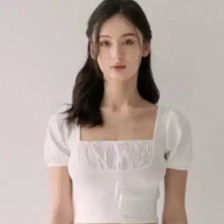 [BUNJANG] Not Your Roses Balletcore Semi-Crop Blouse / 교신 낫유어로즈 발레코어 세미크롭 블라우스 (하객룩 피로연 상견례 원피스