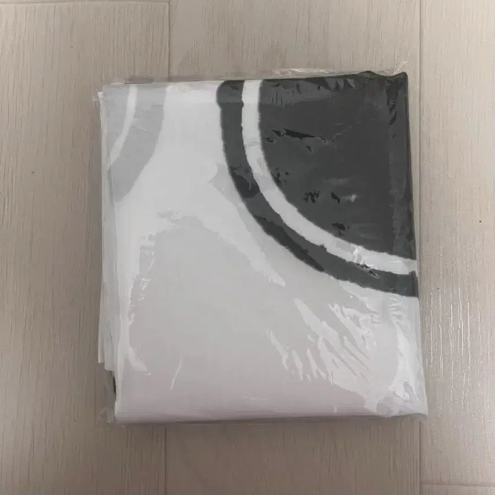 [BUNJANG] Xdinary Heroes Viewmaker First Press Flag / 엑디즈 엑스디너리히어로즈 뷰마 초도한정판 구성품중 깃발