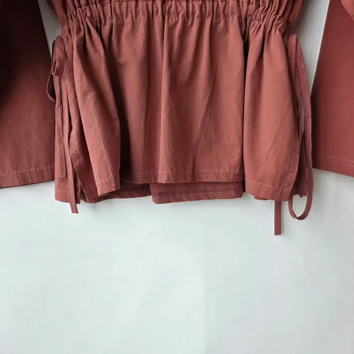 [BUNJANG] Brown String Blouse / 55-66)브라운 스트링 블라우스/새제품