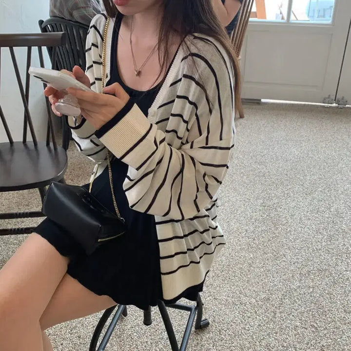 [BUNJANG] Momented Summer Stripe V-Neck Knit Cardigan / 크림치즈마켓 모먼티드 썸머 스트라이프 브이넥 니트 가디건