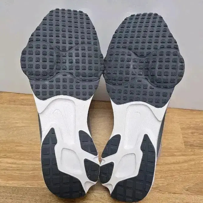 [BUNJANG] Nike Air Zoom Type College Grey Sneakers / 나이키 에어줌 타입 컬리지 그레이  280