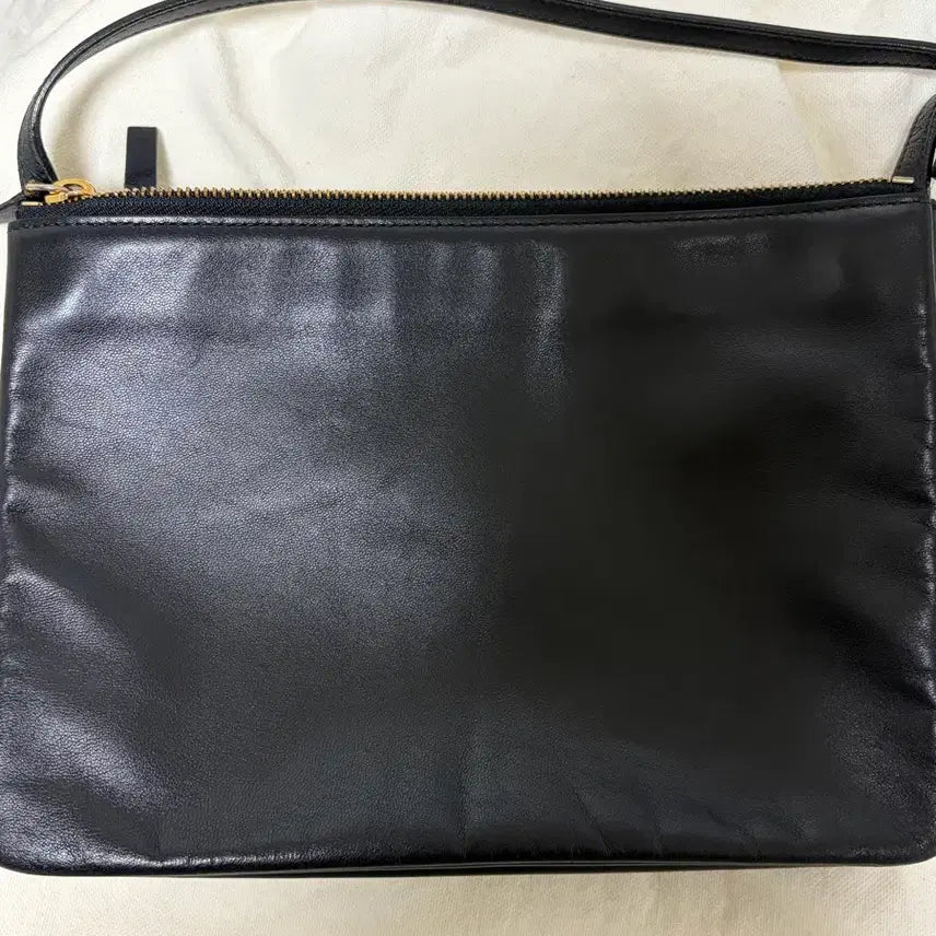 [BUNJANG] Celine Trio Bag Black (Medium) / 셀린느 트리오백 블랙(미디움)