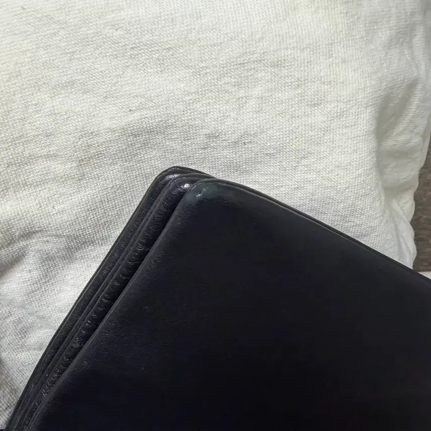 [BUNJANG] Celine Trio Bag Black (Medium) / 셀린느 트리오백 블랙(미디움)